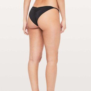 Lululemon Simply There Cheeky Bikini Underwear in Black - NWT - Never Worn - XL